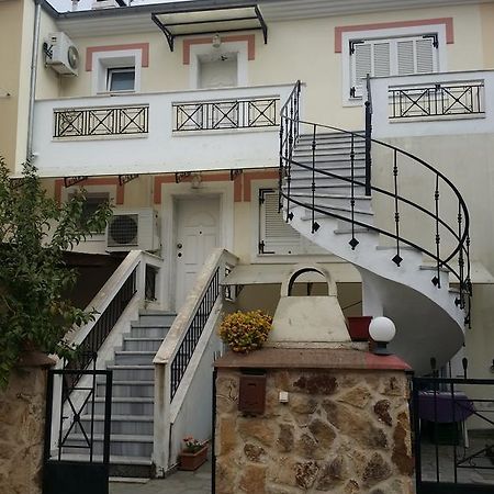 Apartment Efi Néa Péramos Extérieur photo