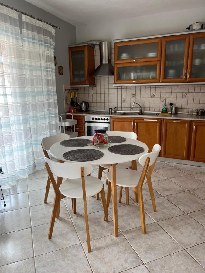 Apartment Efi Néa Péramos Extérieur photo