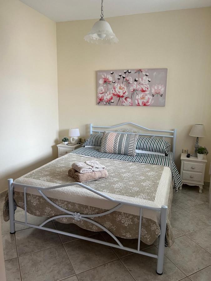 Apartment Efi Néa Péramos Extérieur photo