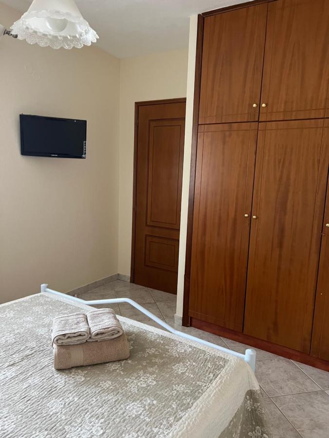 Apartment Efi Néa Péramos Extérieur photo